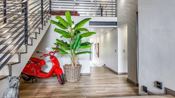 Photo of 5 Bedroom House in Sable Hills
