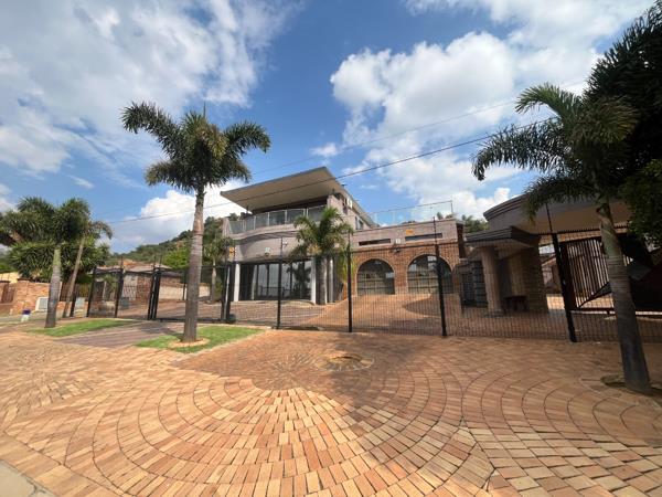 5 Bedroom House
