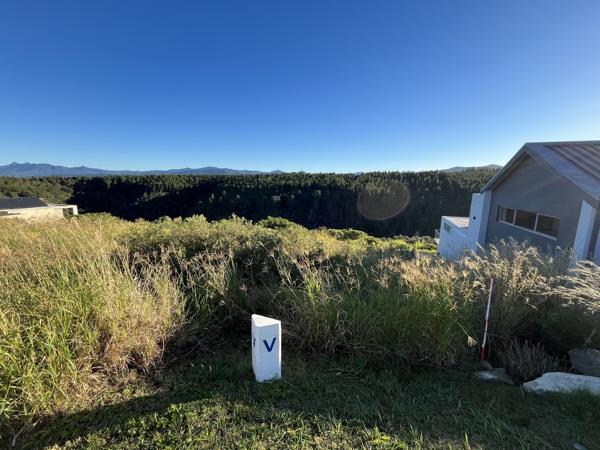1 153 m² Land