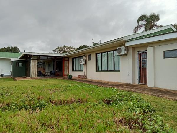 8 Bedroom House