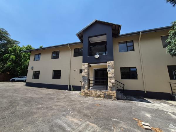 886 m² Commercial space