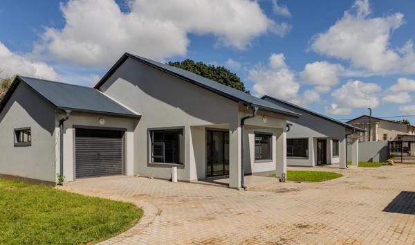 2 Bedroom Simplex