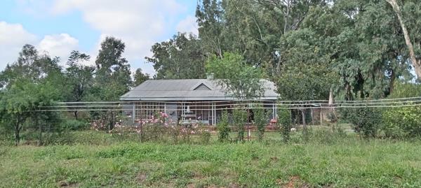 2 Bedroom House