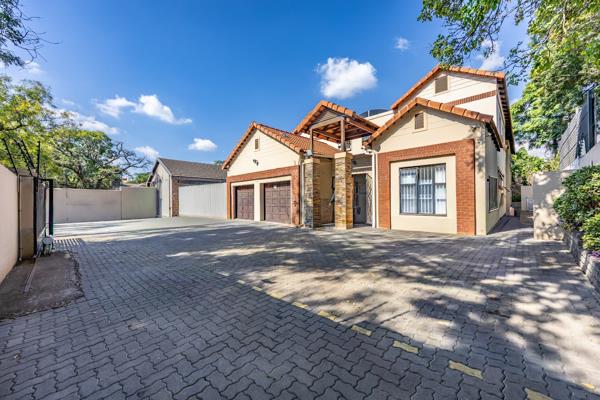 12 Bedroom House