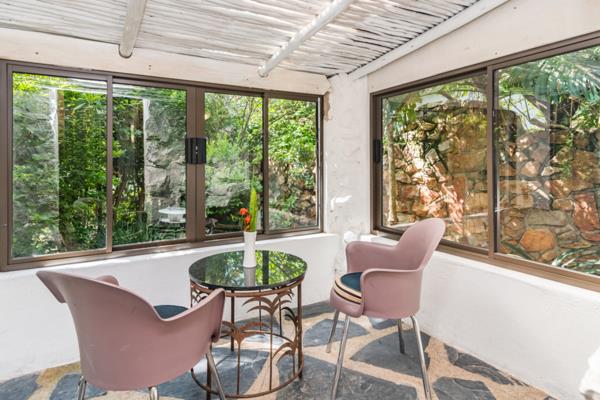 1 Bedroom Garden Cottage