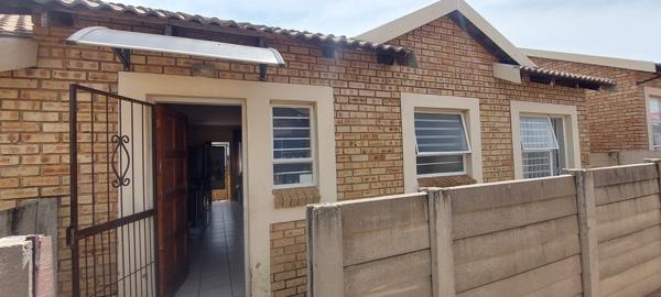 2 Bedroom Simplex
