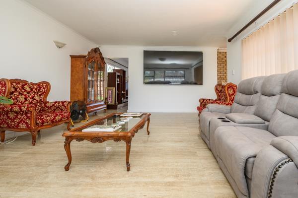 7 Bedroom House
