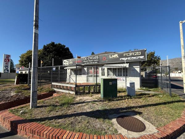 140 m² Commercial space