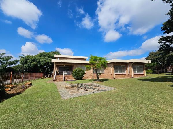 5 Bedroom House
