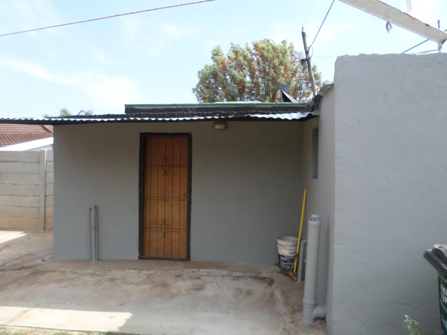 1 Bedroom Garden Cottage in Martindale