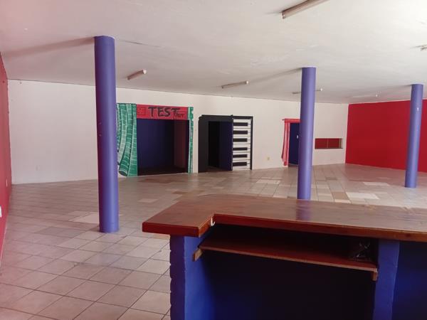 250 m² Commercial space