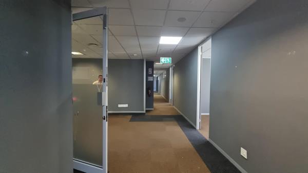 435 m² Office Space