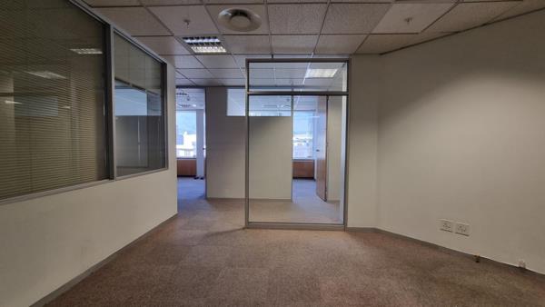 435 m² Office Space