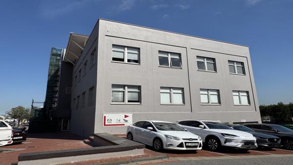 155 m² Commercial space