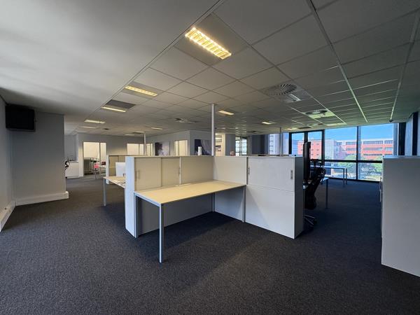 210 m² Commercial space