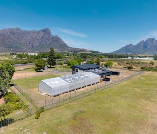 6.6 ha Farm