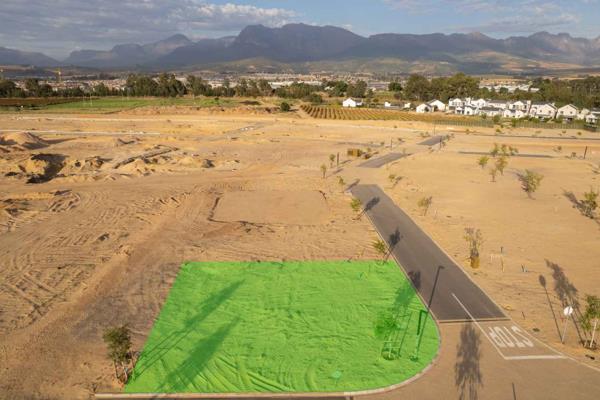 267 m² Land
