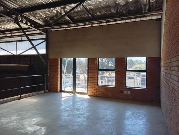 284 m² Industrial space