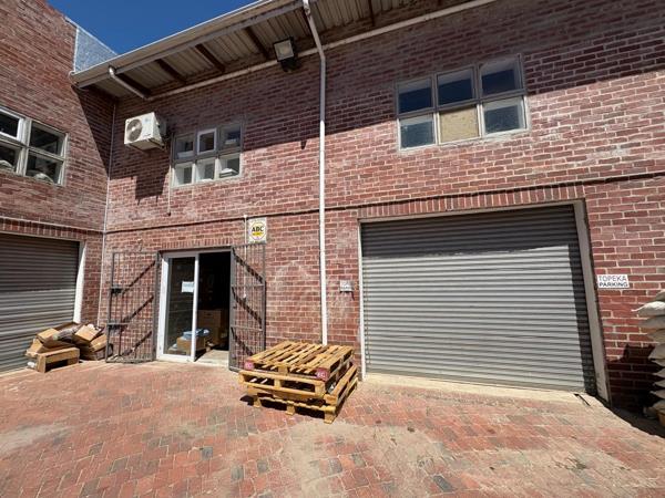 122 m² Commercial space