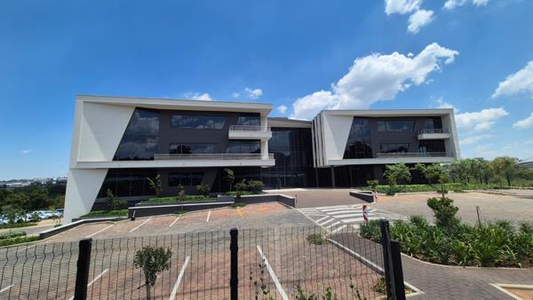 128 m² Commercial space