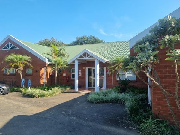 776 m² Office Space