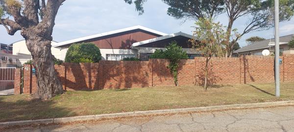 252 m² Office Space