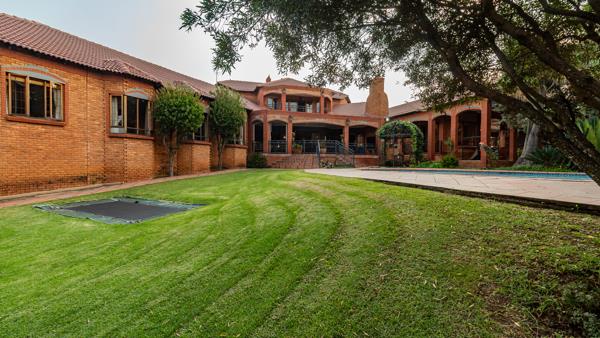 7 Bedroom House