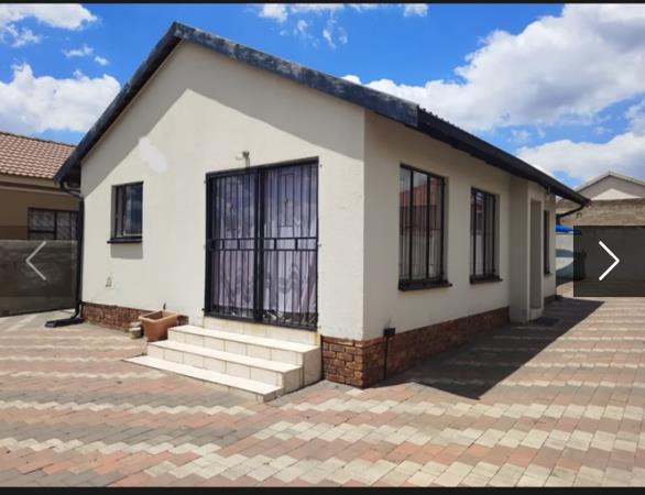 2 Bedroom House