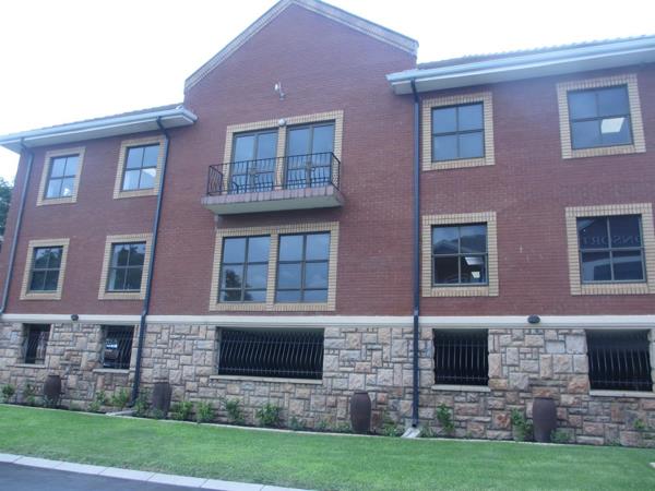 685 m² Office Space