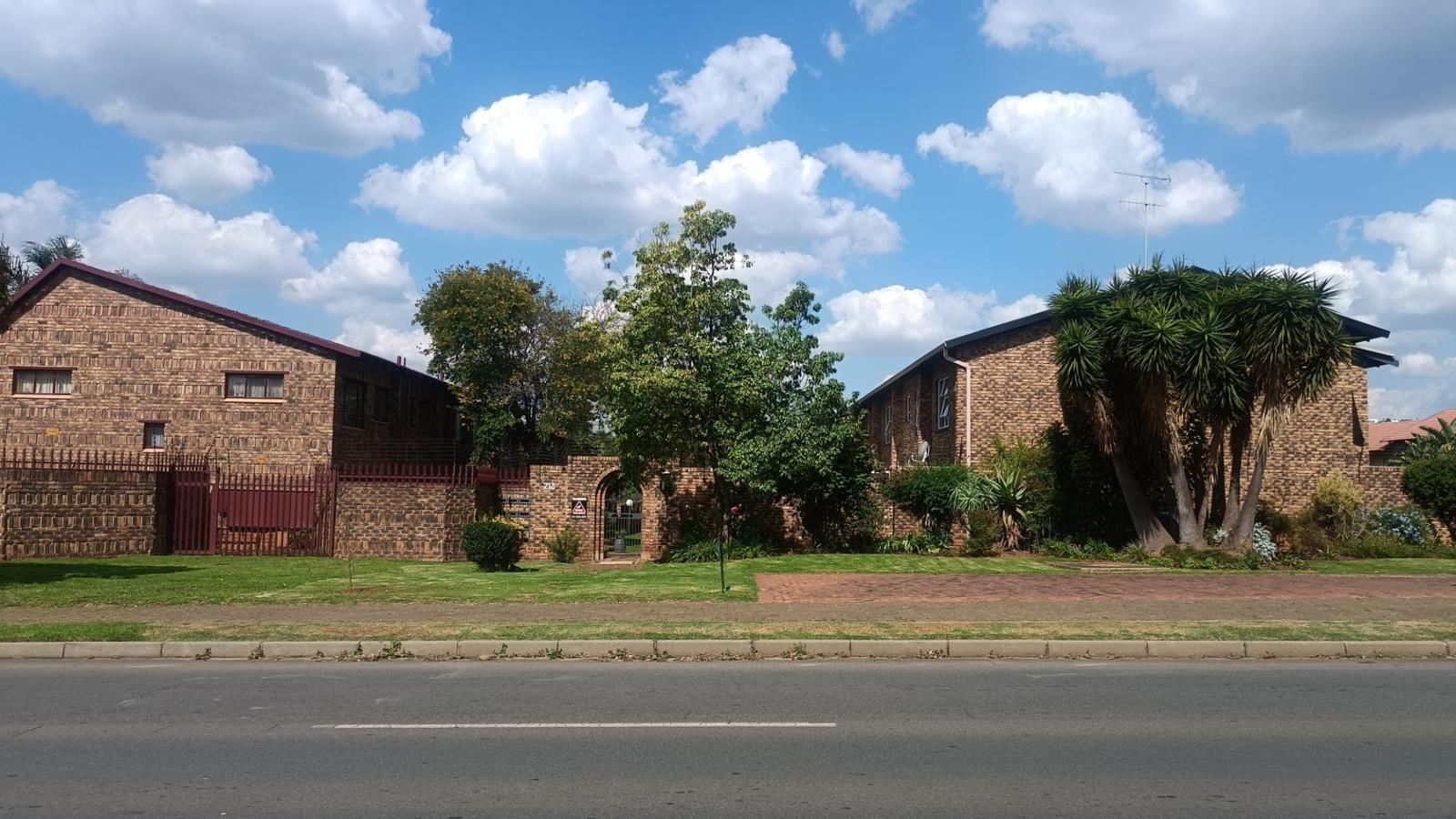 3 Bedroom Townhouse in Fairland