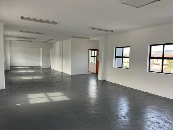 307 m² Office Space
