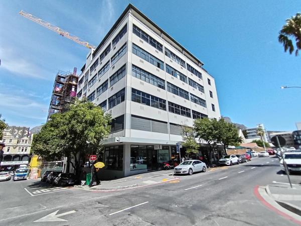 347 m² Office Space