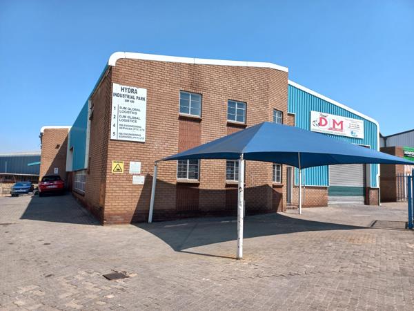811 m² Industrial space