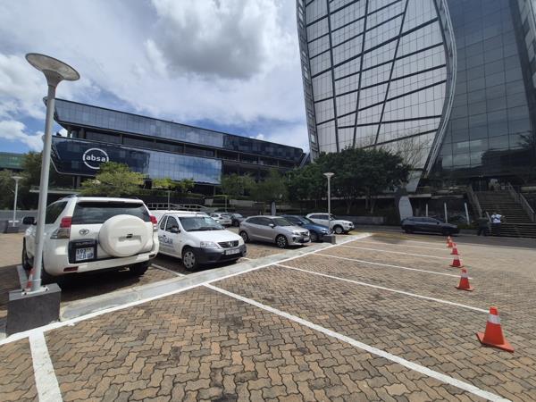 799 m² Commercial space