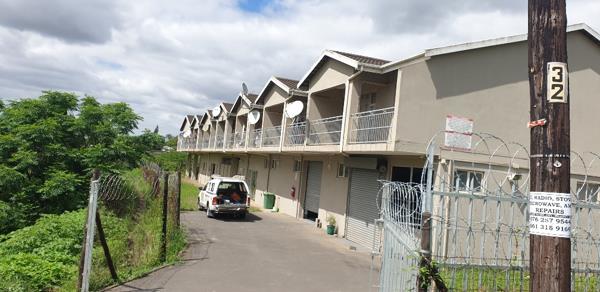 215 m² Commercial space