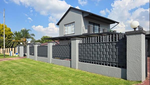 5 Bedroom House