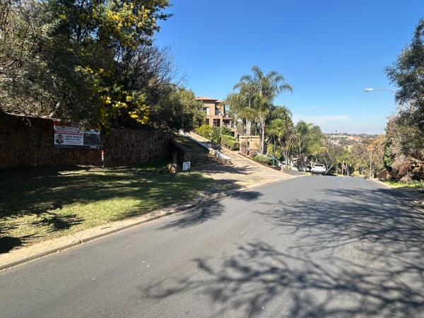 4 767 m² Land