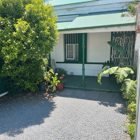 1 Bedroom House