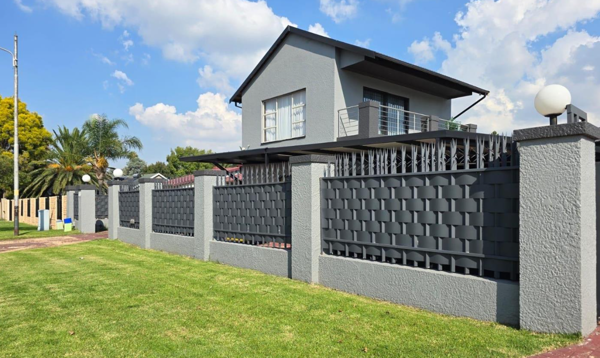 5 Bedroom House