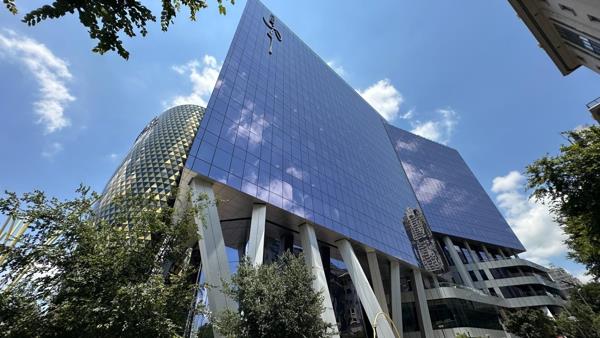 464 m² Office Space