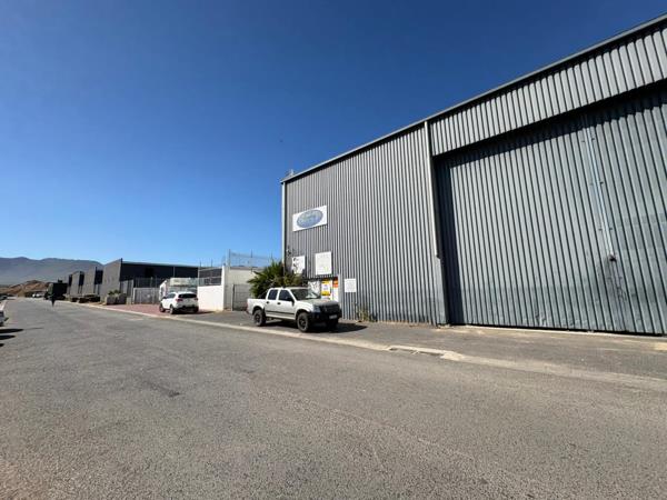 660 m² Industrial space