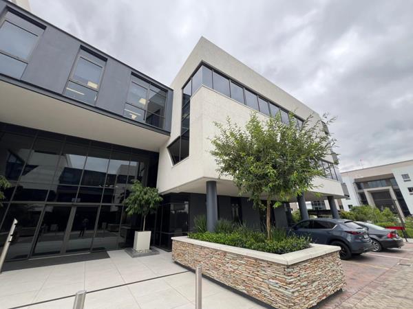 349 m² Commercial space