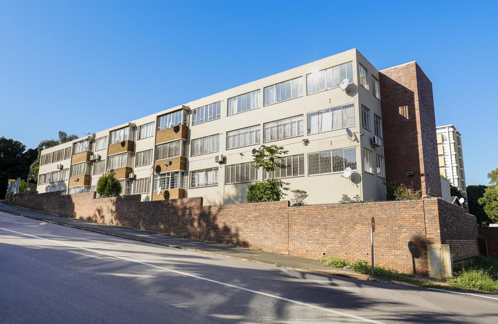 2.5 Bedroom Apartment