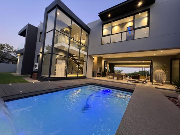 6 Bedroom House