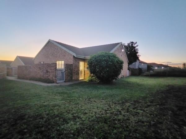 2 Bedroom Simplex