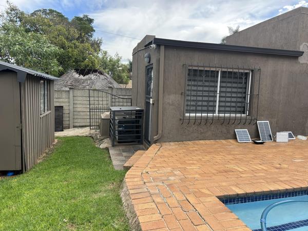 1 Bedroom Garden Cottage