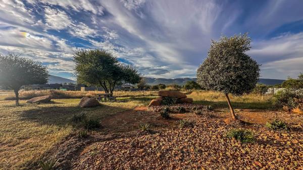 1 077 m² Land
