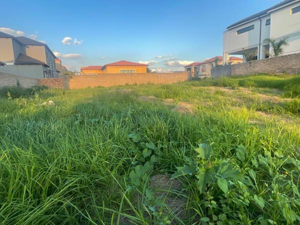 470 m² Land