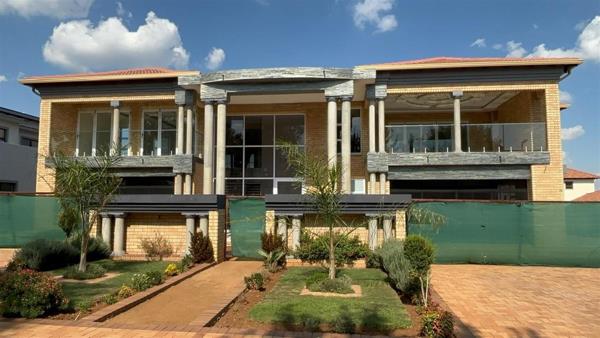 6 Bedroom House