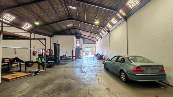 350 m² Industrial space